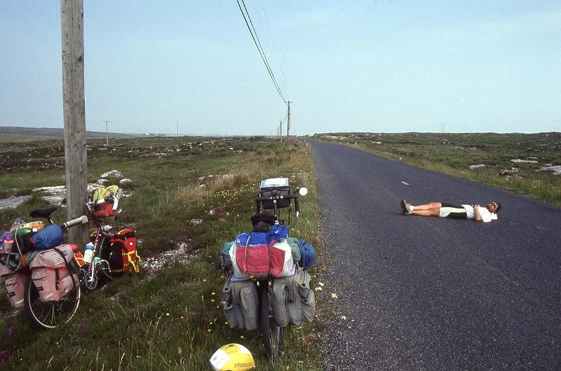 RWT 0326 343-24 Ireland Traffic.jpg